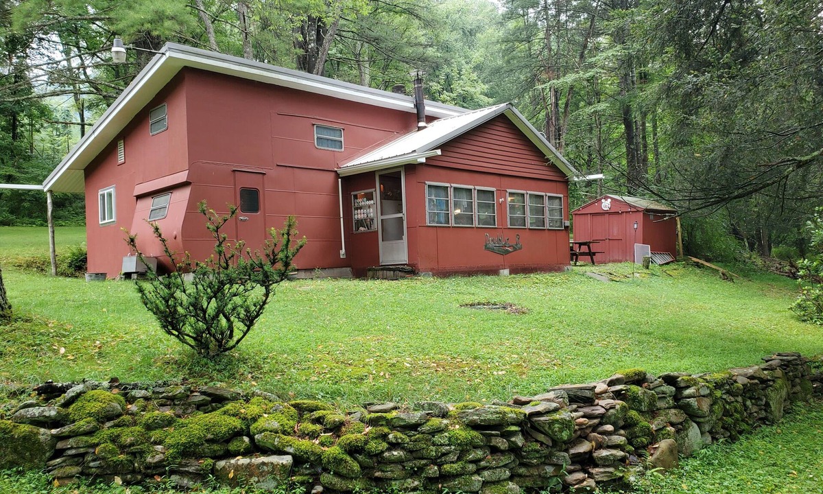 Cammal Cabin | Slice of Heaven on Pine Creek - Camp Skipping Rock