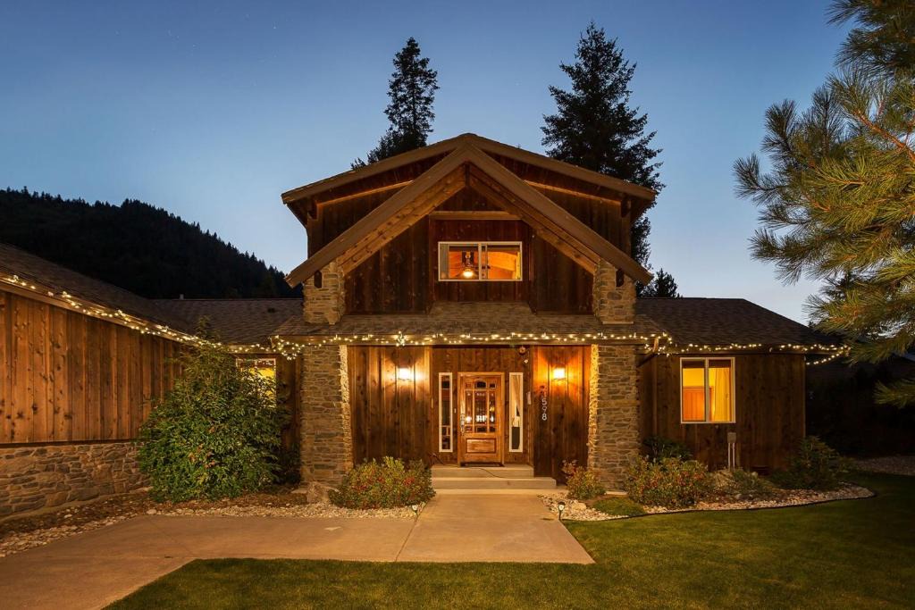 Leavenworth House | Slice of Heaven