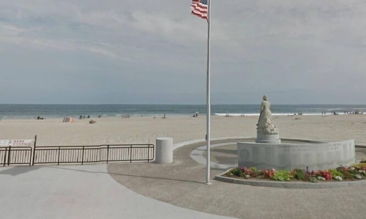 Hampton Condo | Slice Of Paradise At Hampton Beach, NH