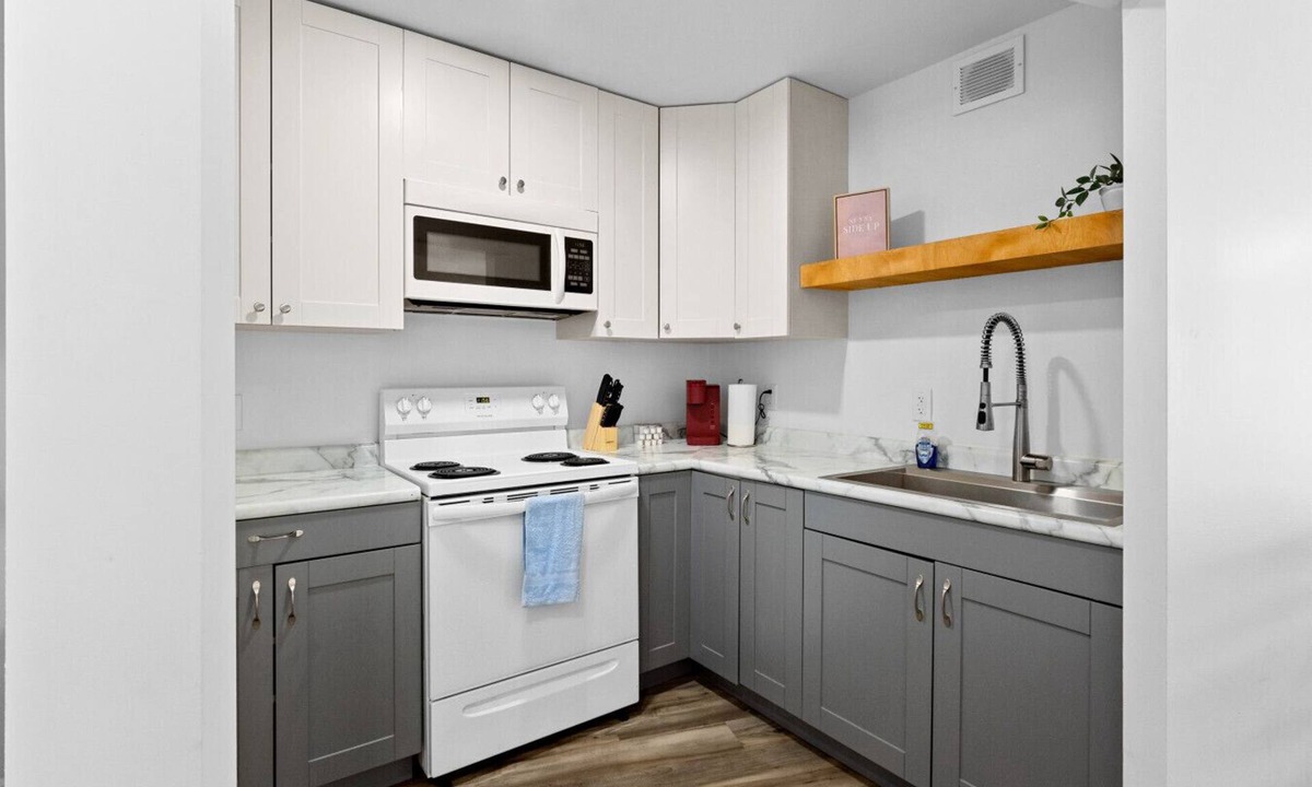 Orange Prairie Apartment | Slice of the Good Life - Concord B2