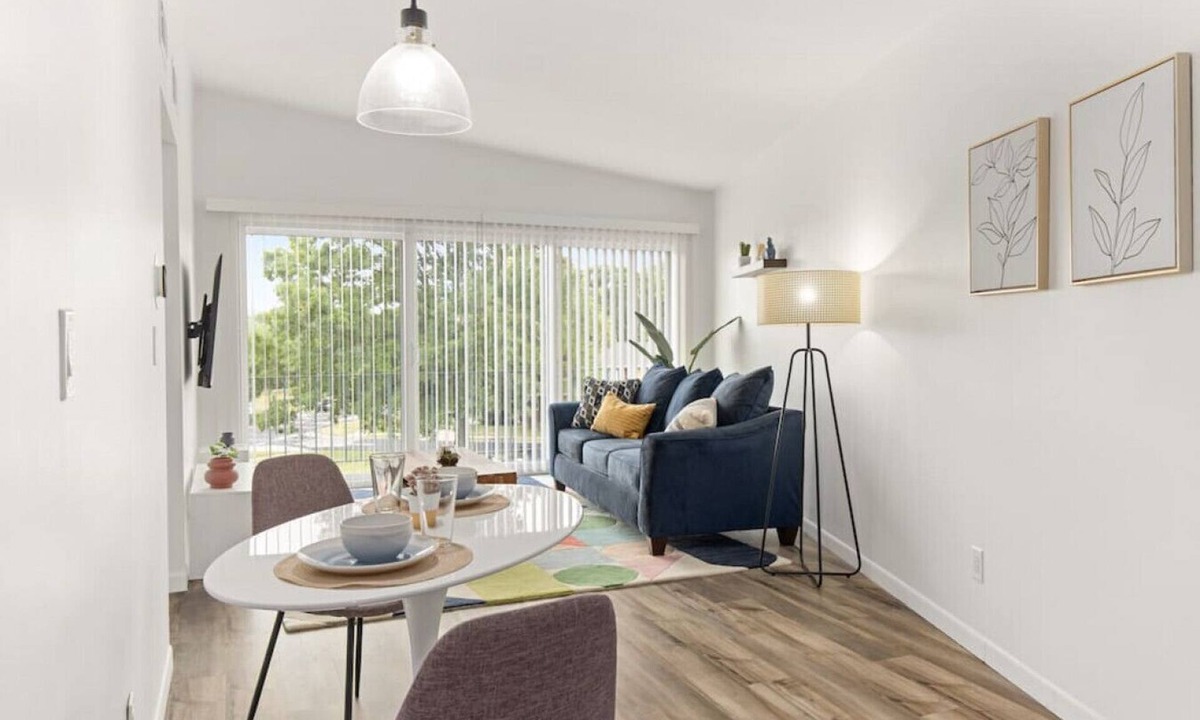Orange Prairie Apartment | Slice of the Good Life: Concord C2