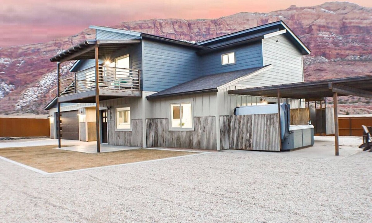 Moab South Valley House | Slick Rock Retreat House