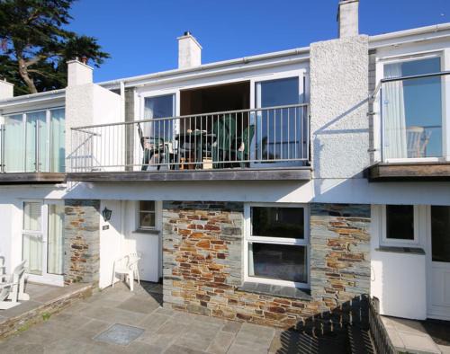 Rock House | Slipway 10