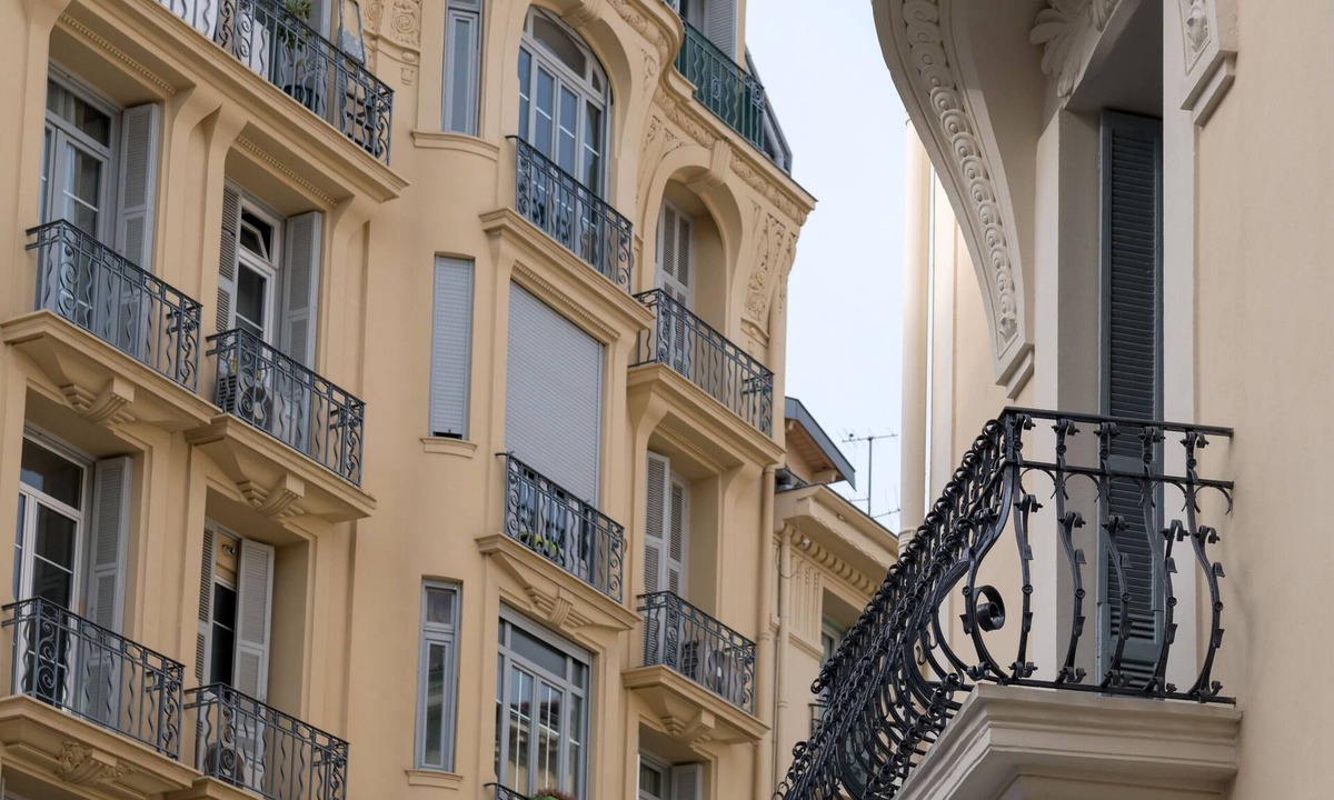 Centre Ville-Gare Hostel | Slo Nice