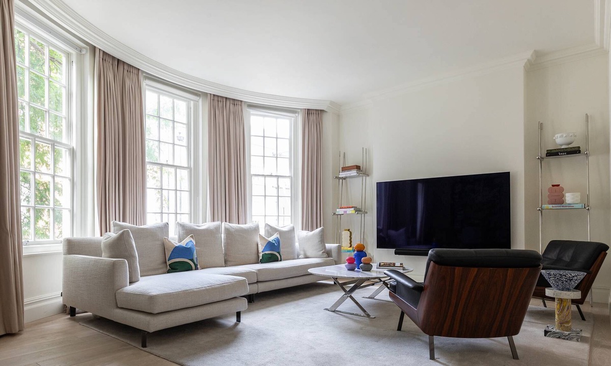 Chelsea Apartment | Sloane Court East VI by onefinestay