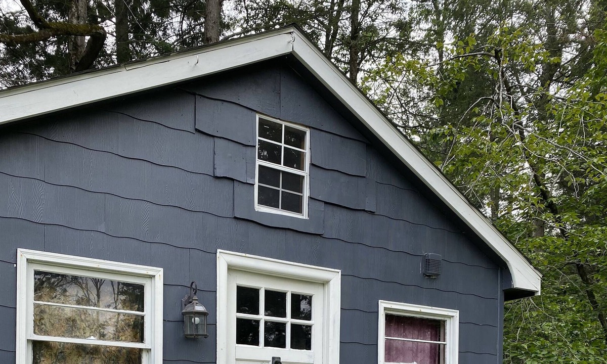 White Lake Cabin | Small Cabin all Basic needs met