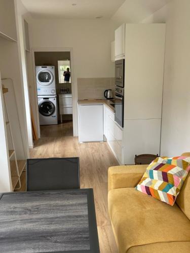 Lannion Apartment | Small Cocoon Studio For 2 Pink Granite Coast