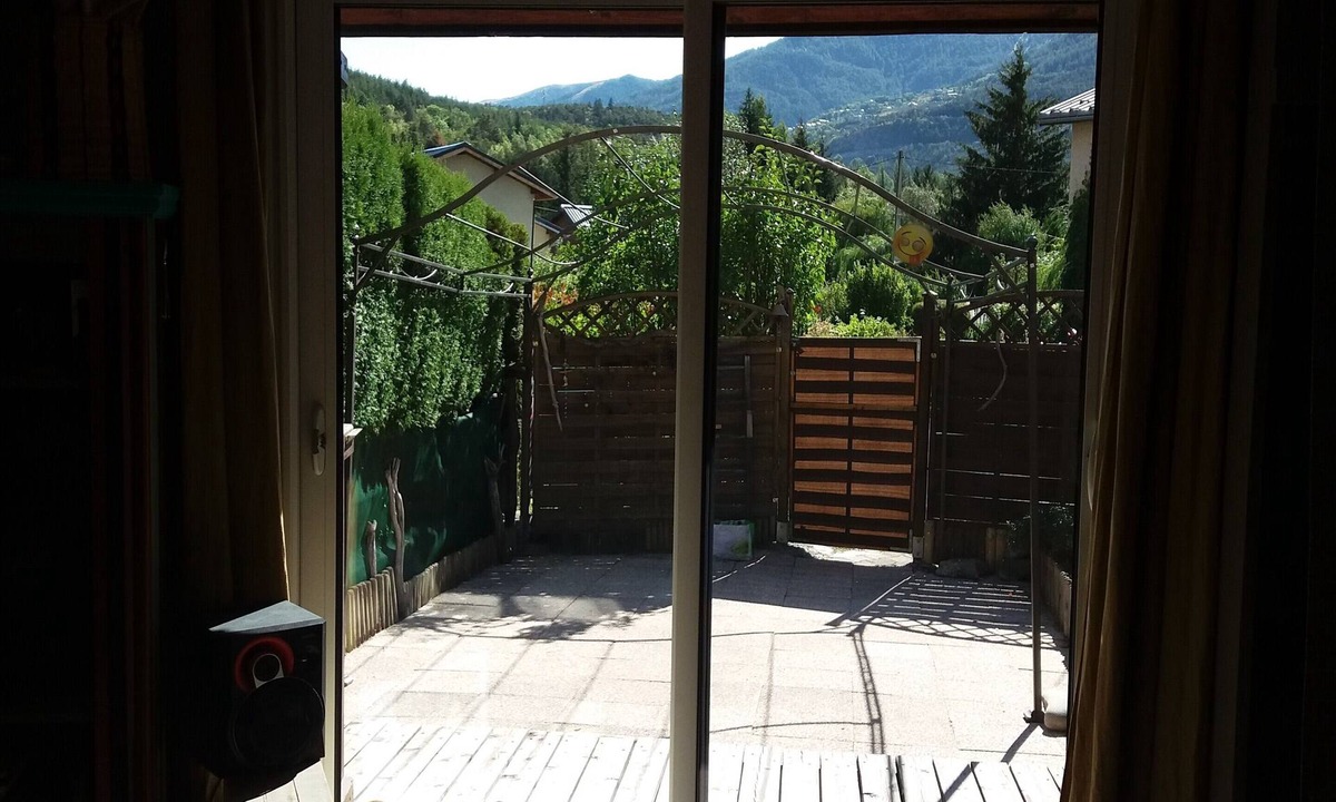 Barcelonnette Ski Chalet | Small cozy chalet for 2 people