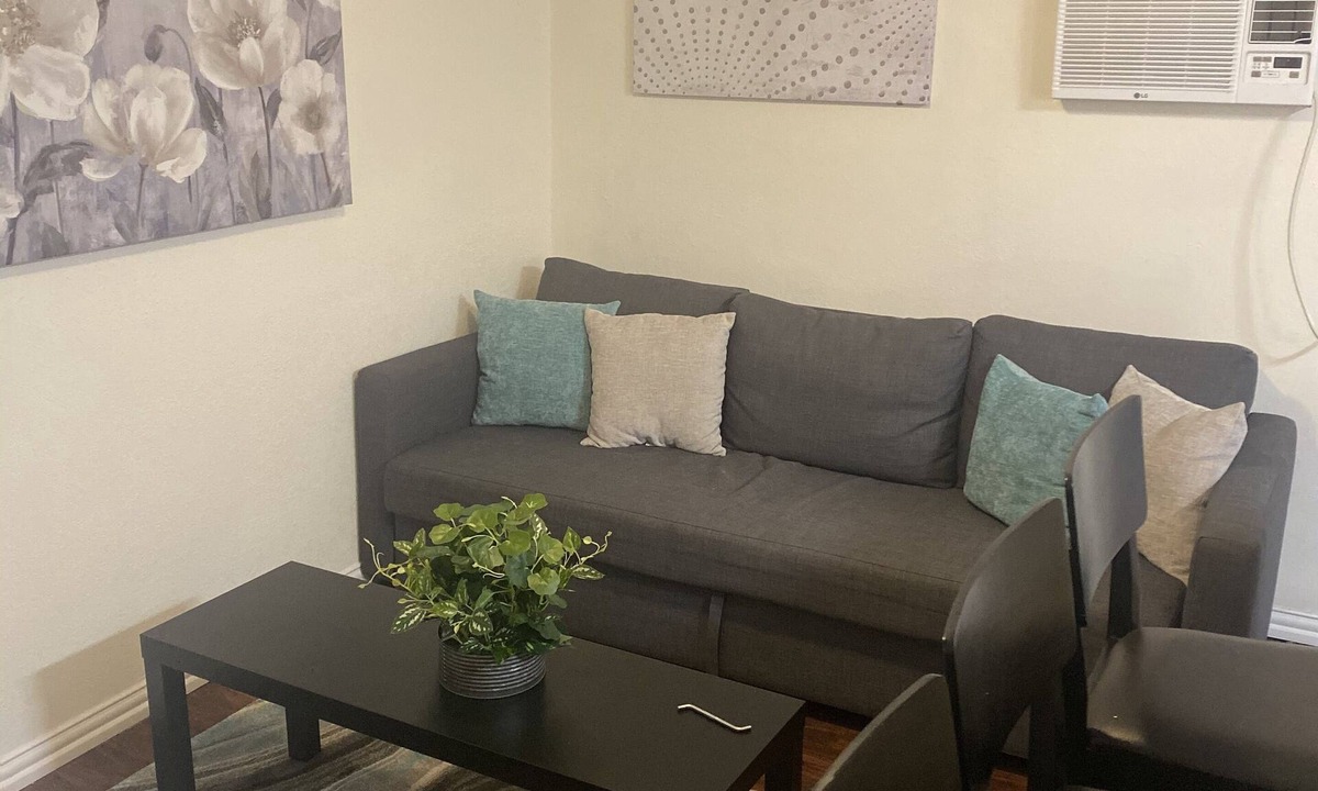 Waco House | Small Cozy House