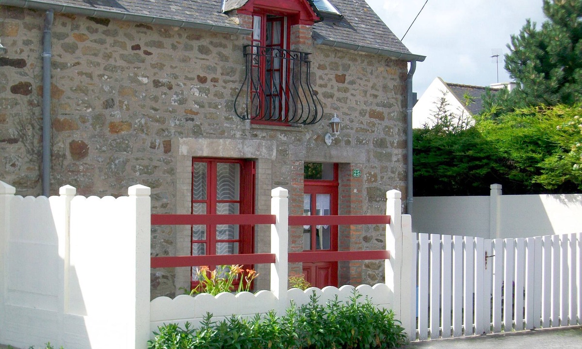 Cherrueix House | Small fisherman's house
