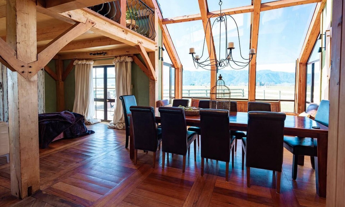 Waharoa House | small group Destination Barn stay- Loft experience