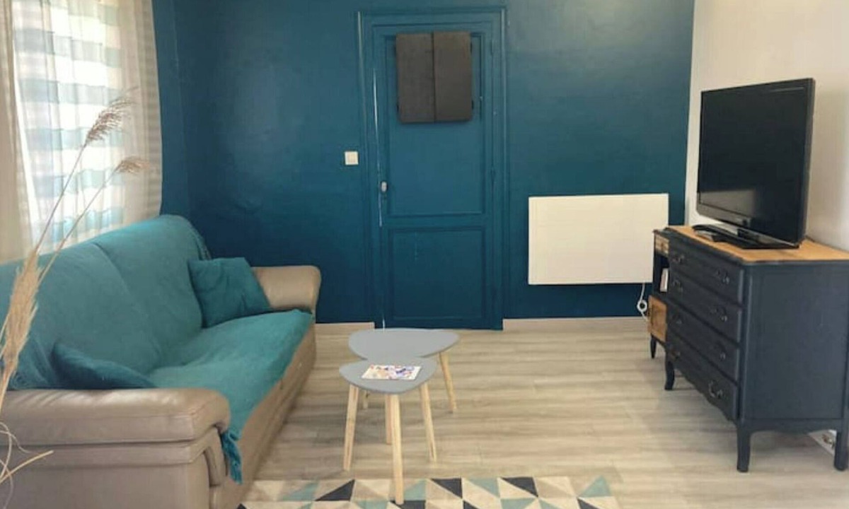 Angoulins House | Small house near shops