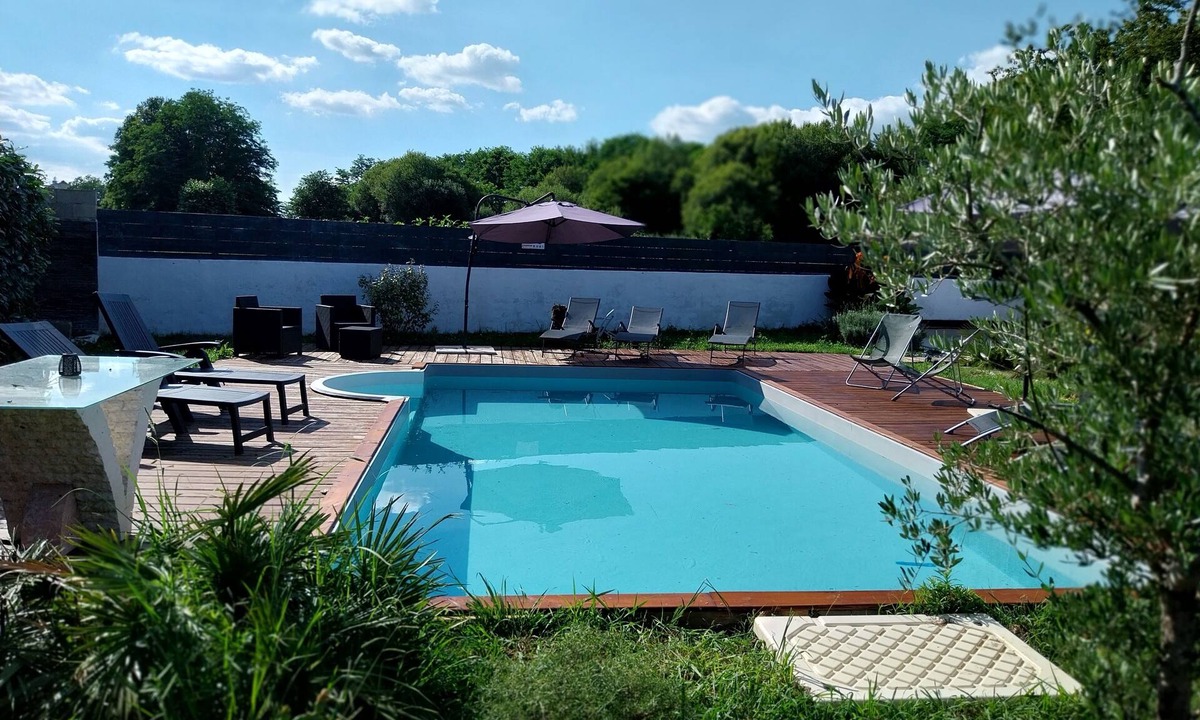 Seyresse Apartment | SMALL RELAXATION CORNER