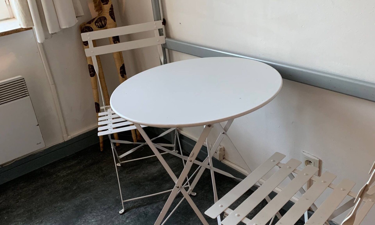 Halluin Bed & Breakfast | Small room near Belgium