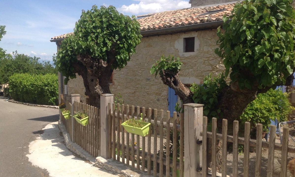 Gras House | Small stone house, free wifi