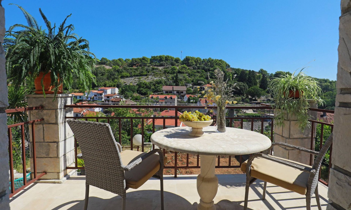 Stomorska House | Small stone house in a quiet place island Solta