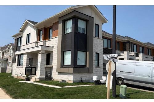 Milton Apartment | Smart & Cute 1BR Basement Apartment-Milton