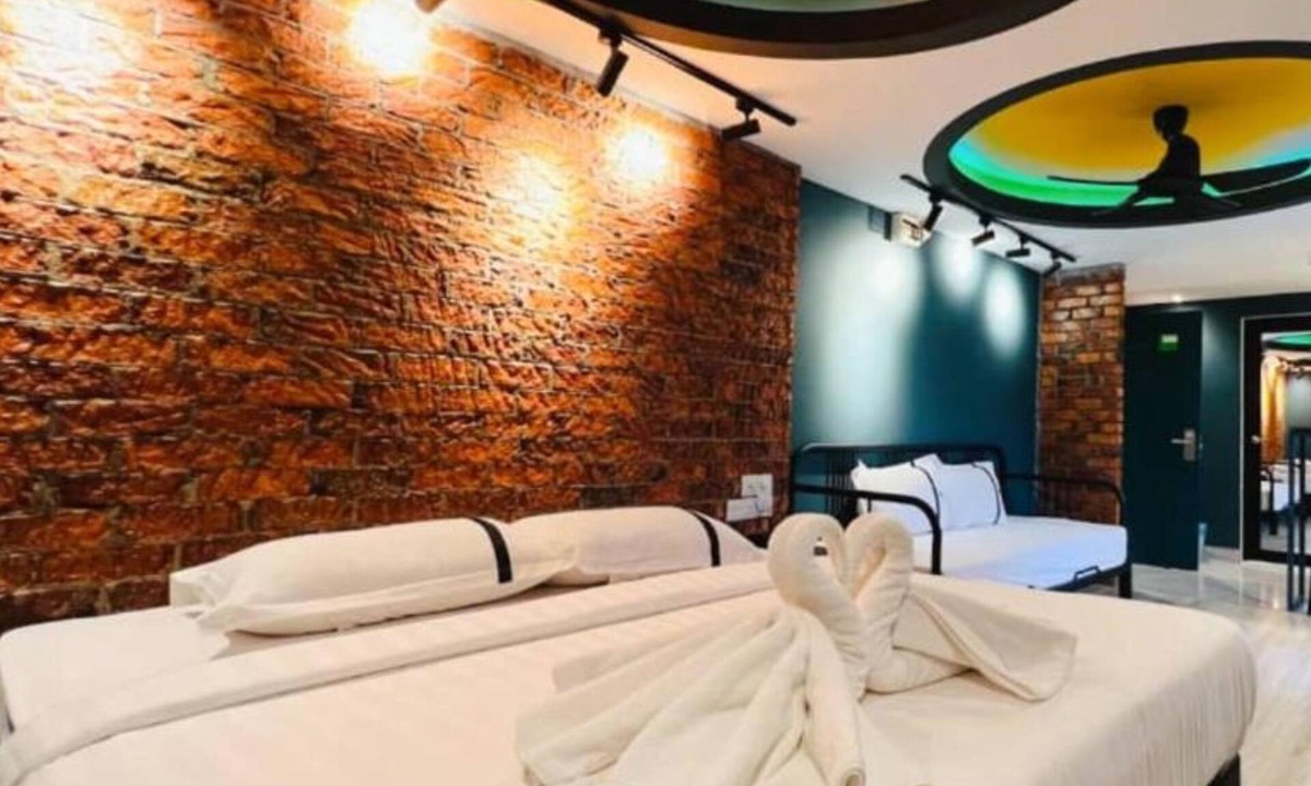 Kampung Bukit Dukong Hotel | SMILE HOTEL BALAKONG