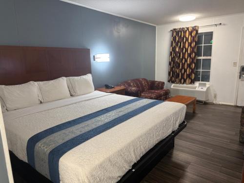 Calhoun Hotel | Smith Motel