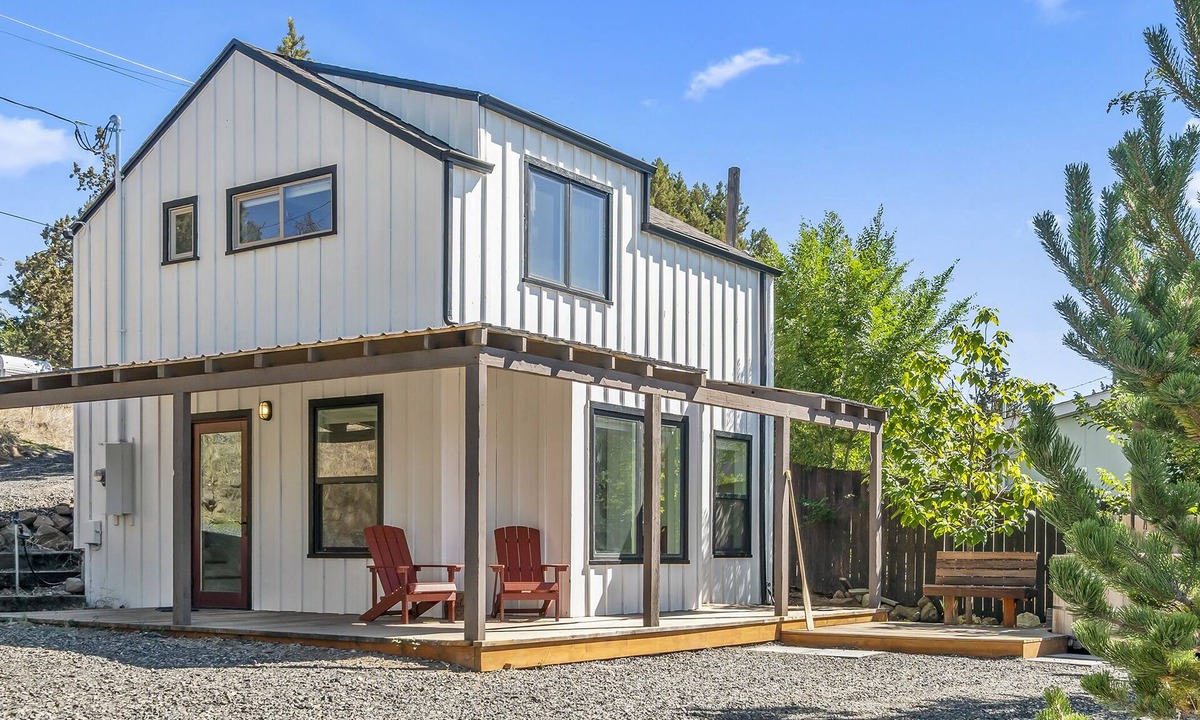 Terrebonne House | Smith Rock Hideout - Cascade mountain views!
