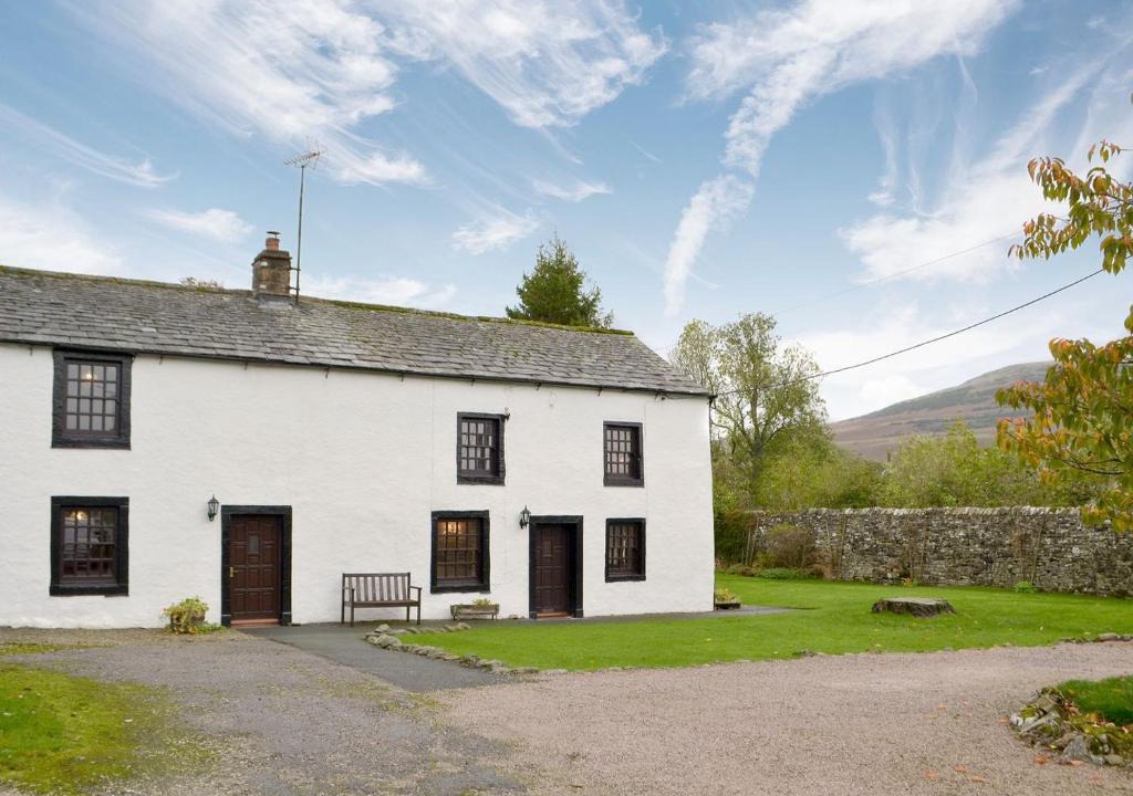 Bampton House | Smithy House