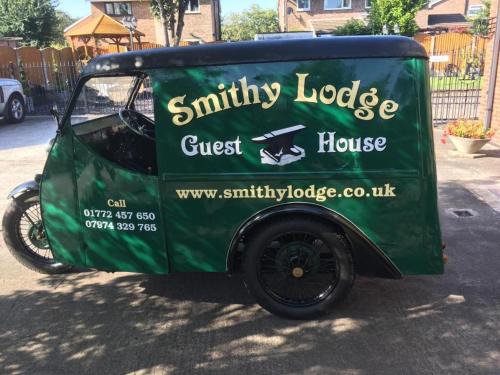 Leyland House | smithy lodge guest house