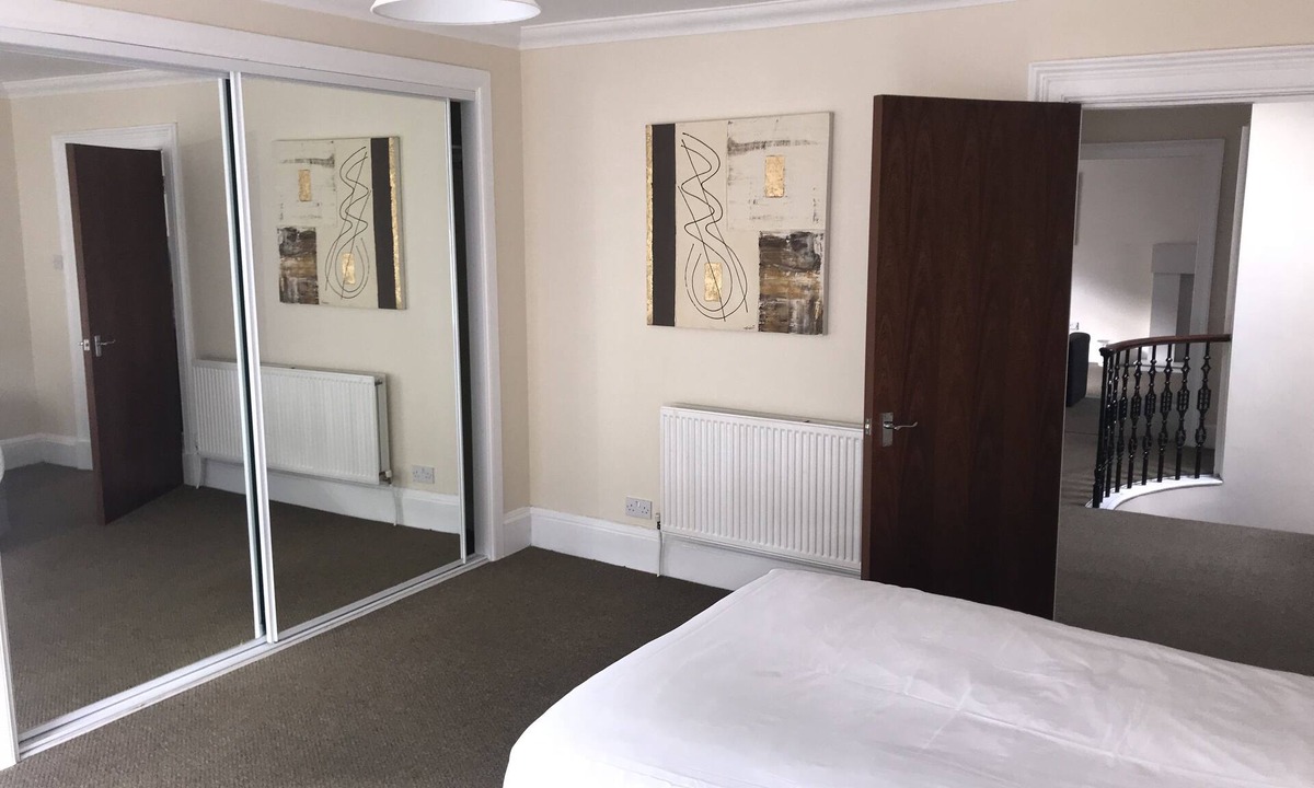 Cumbernauld Apartment | Smithyends Apartment