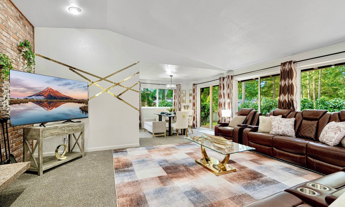 Sammamish House | SMM2 :PINE VILLA