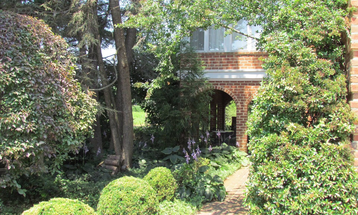 Smoketown Hotel | Smoketown Inn
