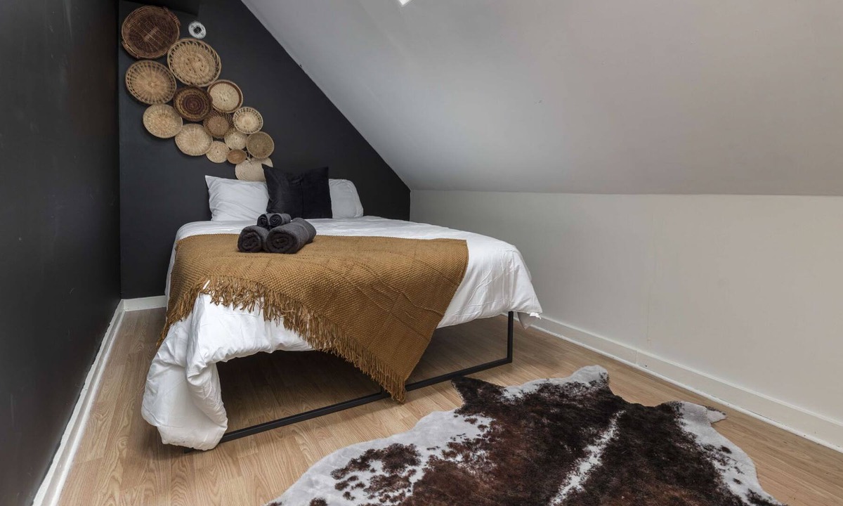 Smoketown Jackson House | Smoketown/Shelby park home sleeps 10!!!
