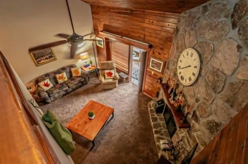 Chalet Village Apartment | Smoky Mountains Retreat