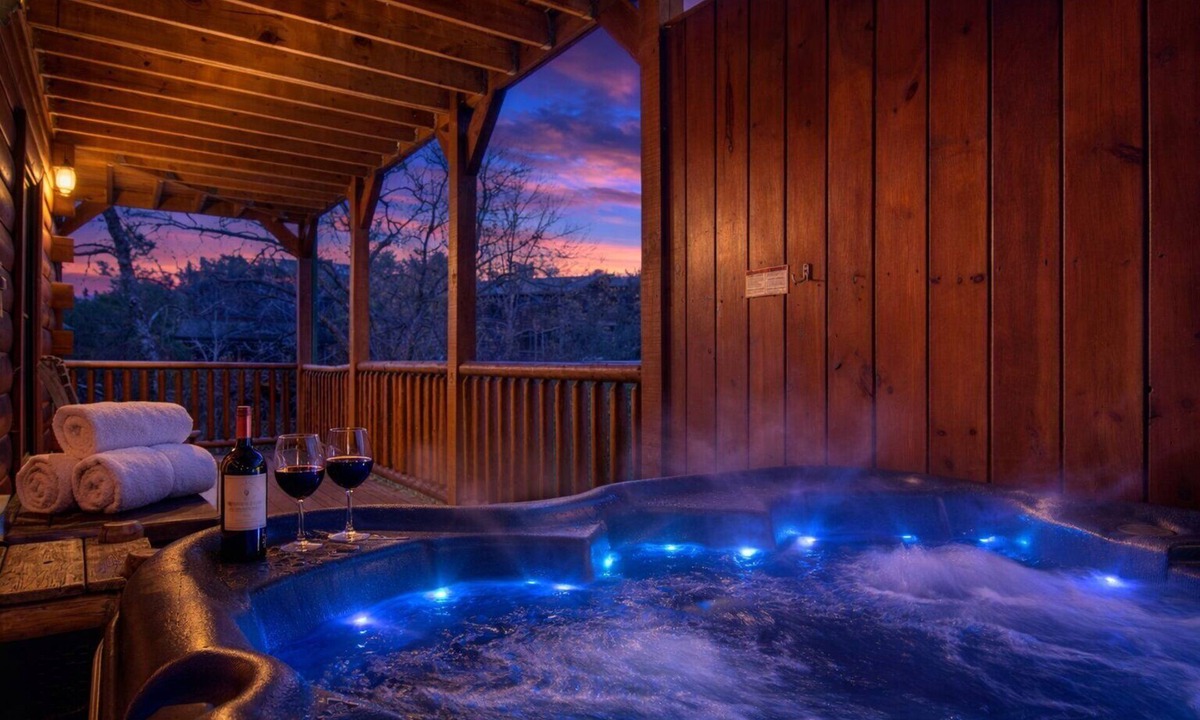Hemlock Hills Cabin | Smoky Serenity Chalet