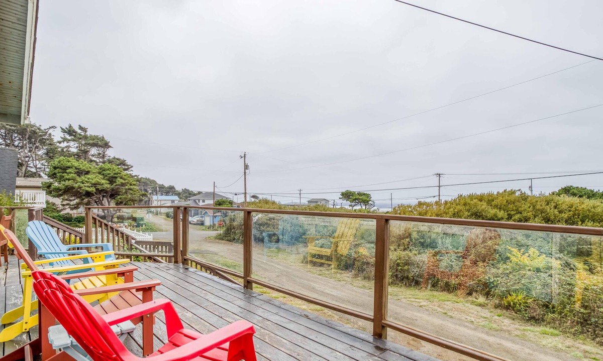 Waldport House | Smooth Sailing