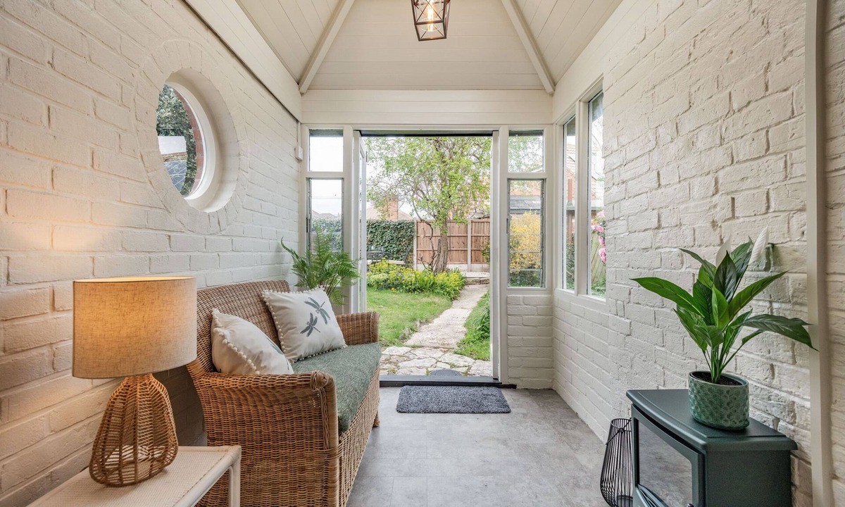 Christchurch Cottage | Smugglers Cottage