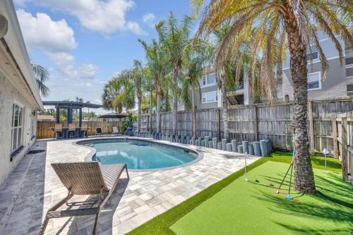 Isle of Palms House | SMV Jax Getaway Pool Near Mayo & Beach