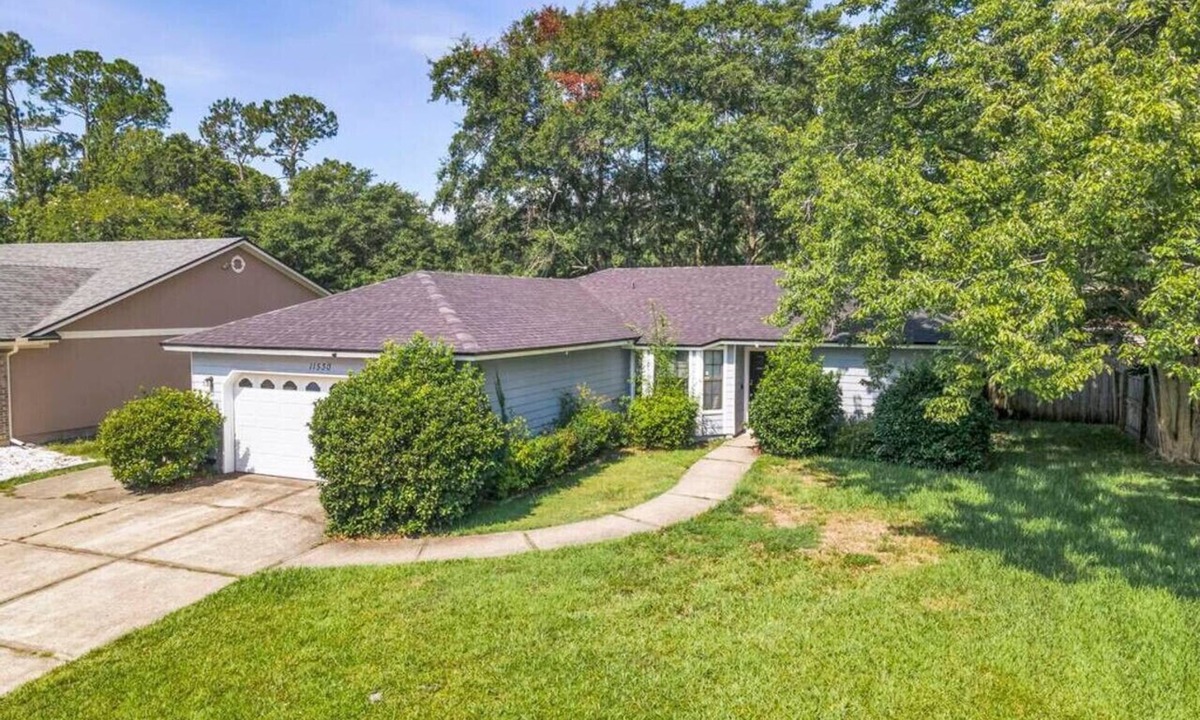 Southside House | SMV Spacious 3BR Pet-Friendly Home Quiet Mandarin Neighborhood