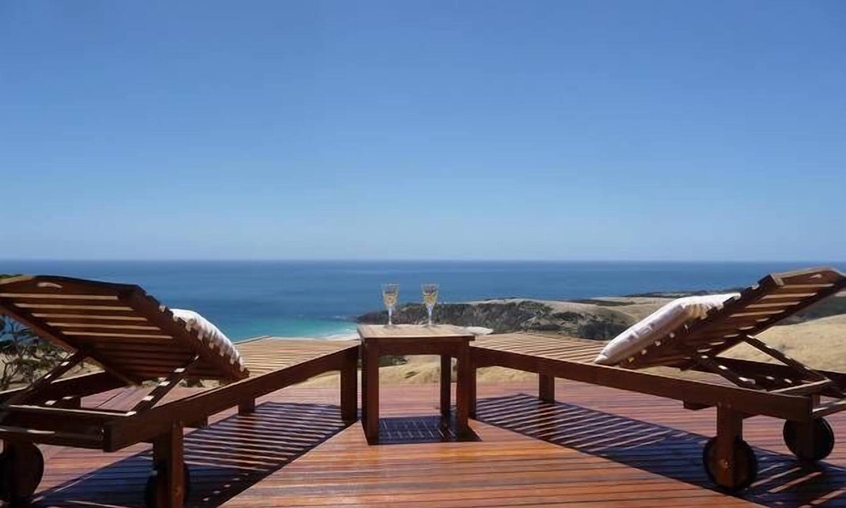 Duncan House | SNELLINGS VIEW - Stunning