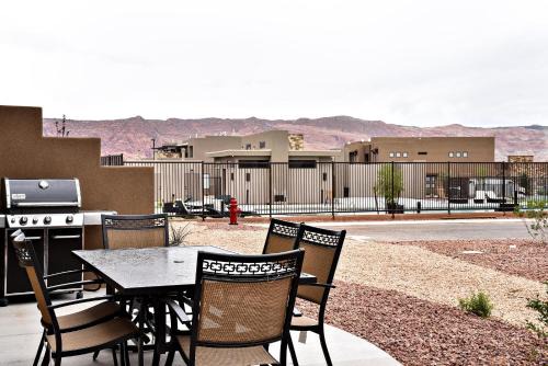 St. George House | Snow Canyon Escape