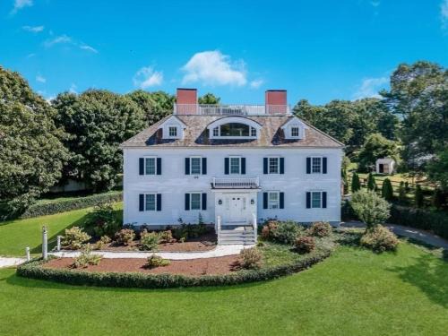 Buzzards Bay House | Snow Circle Retreat