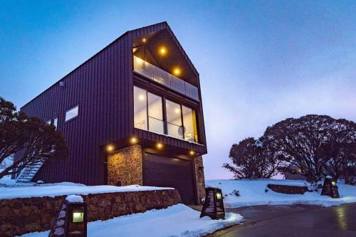 Hotham Heights Apartment | Snow Gum
