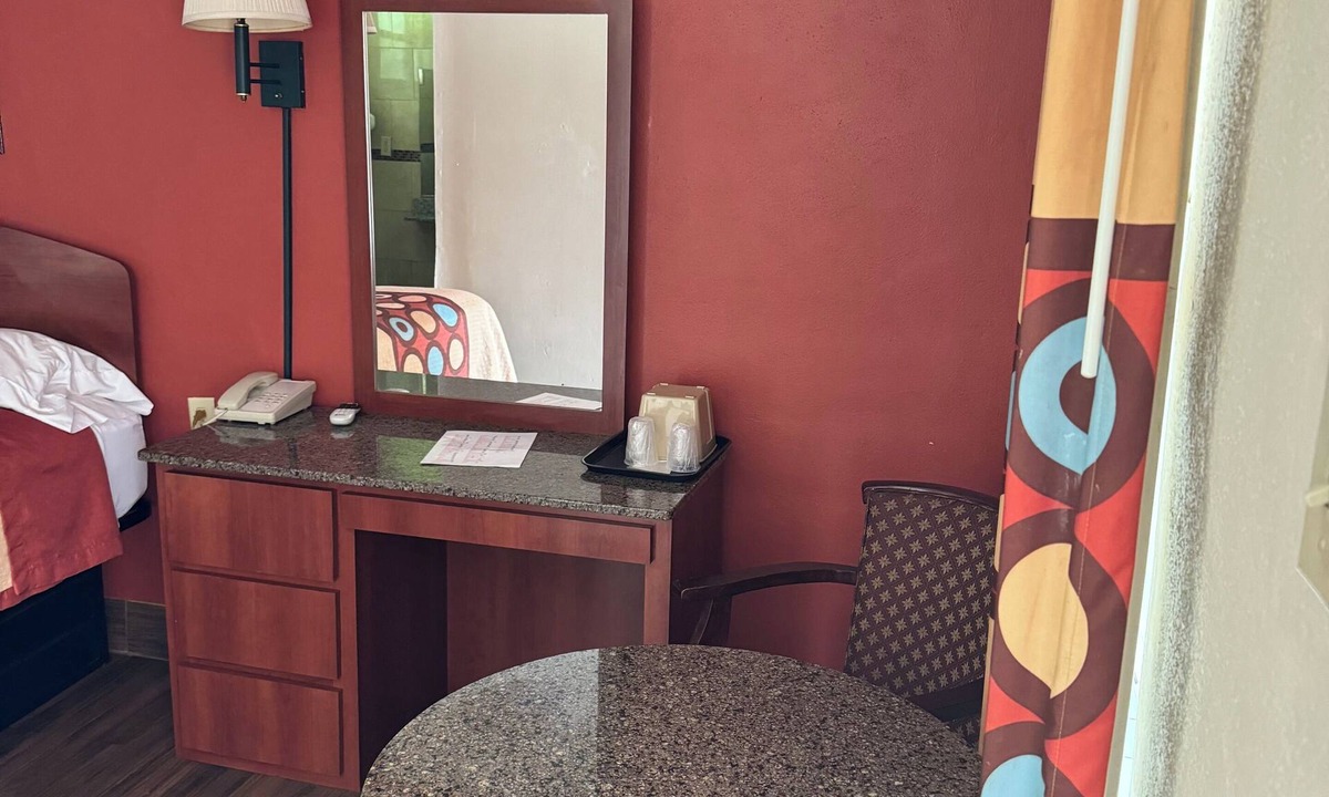 Telogia Hotel | Snowbird Motel