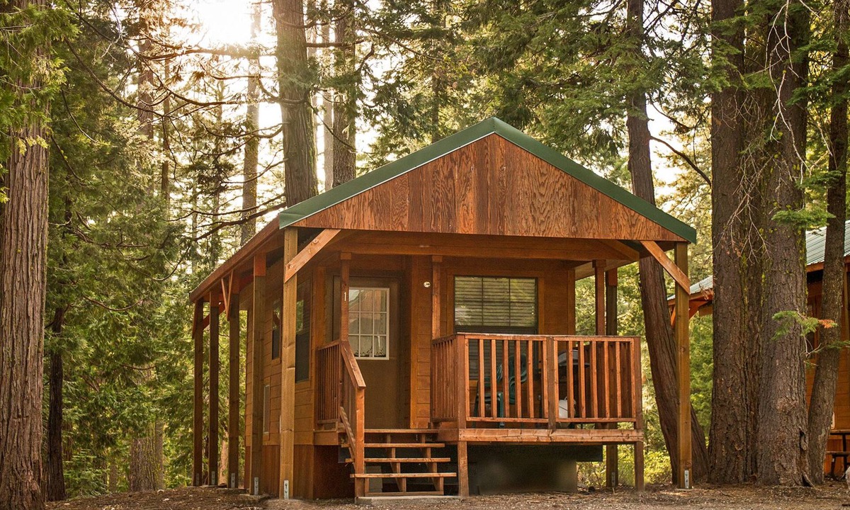 Emigrant Gap Cabin | Snowflower RV Resort