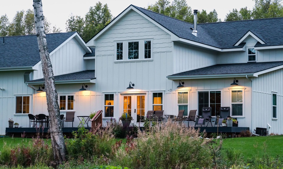 Palmer Bed & Breakfast | Snowgoose Pond Bed & Breakfast