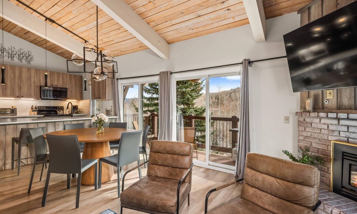 Snowmass Village Condo | Snowmass Mtn Views! Updated Decor, Balcony, Pool, Hot Tub, Gas FP, W/D & Shuttle Access