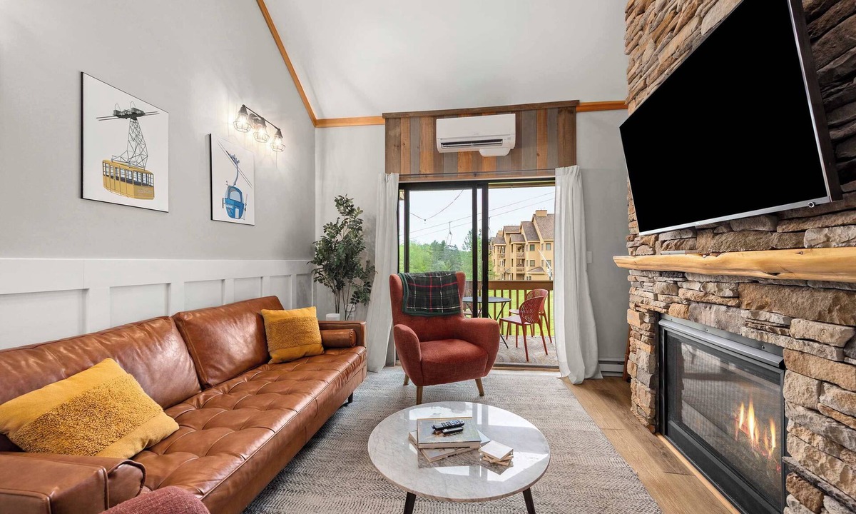 Great Valley Condo | SnowPine Condo, Sleeps 8, A/C, Fireplace