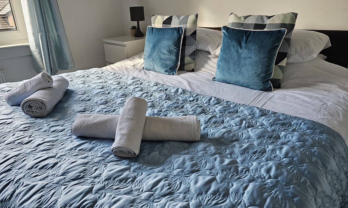 Helensburgh Apartment | Snug - Meadhan Apartment