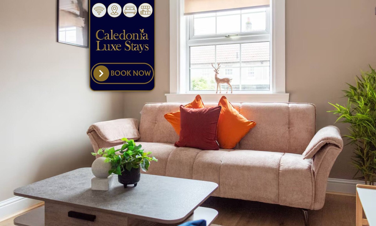 Airth House | Snug Modern Home in Airth