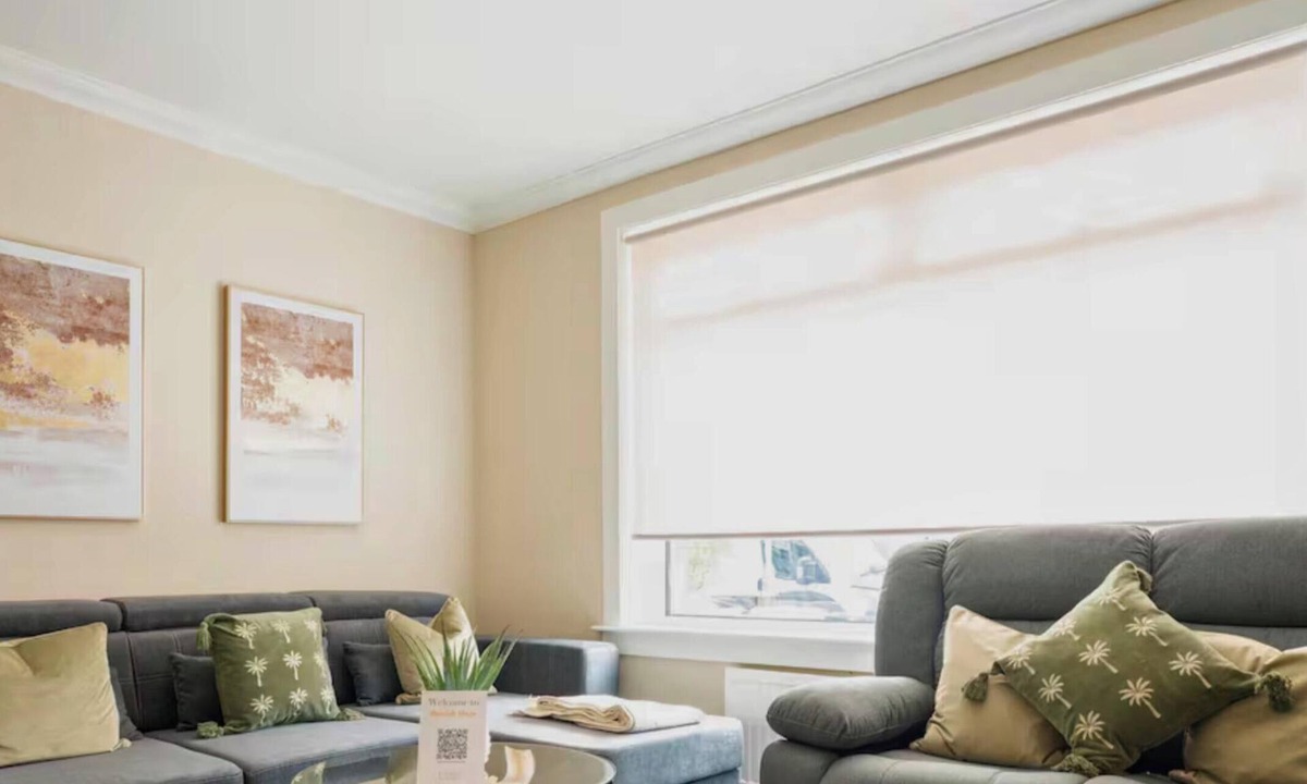 Bathgate House | Snug Modern Home in Bathgate