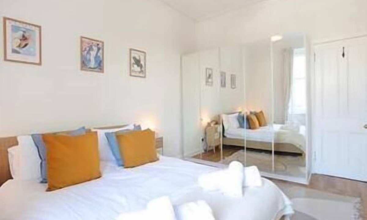 Helensburgh Apartment | Snug - Tearlag Apartment