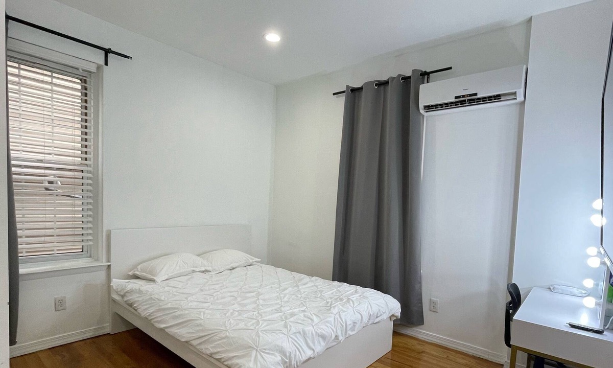 Bella Vista House | Society Hill / Roku 4k Streaming